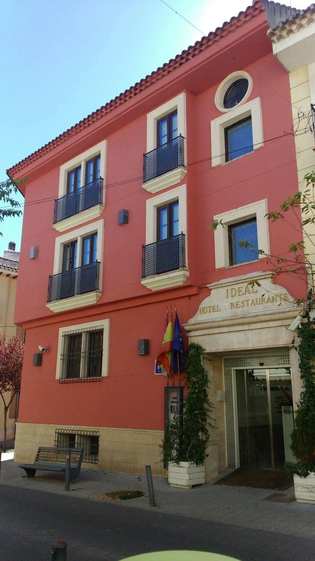 Hotel Ideal Villarrobledo Exterior photo