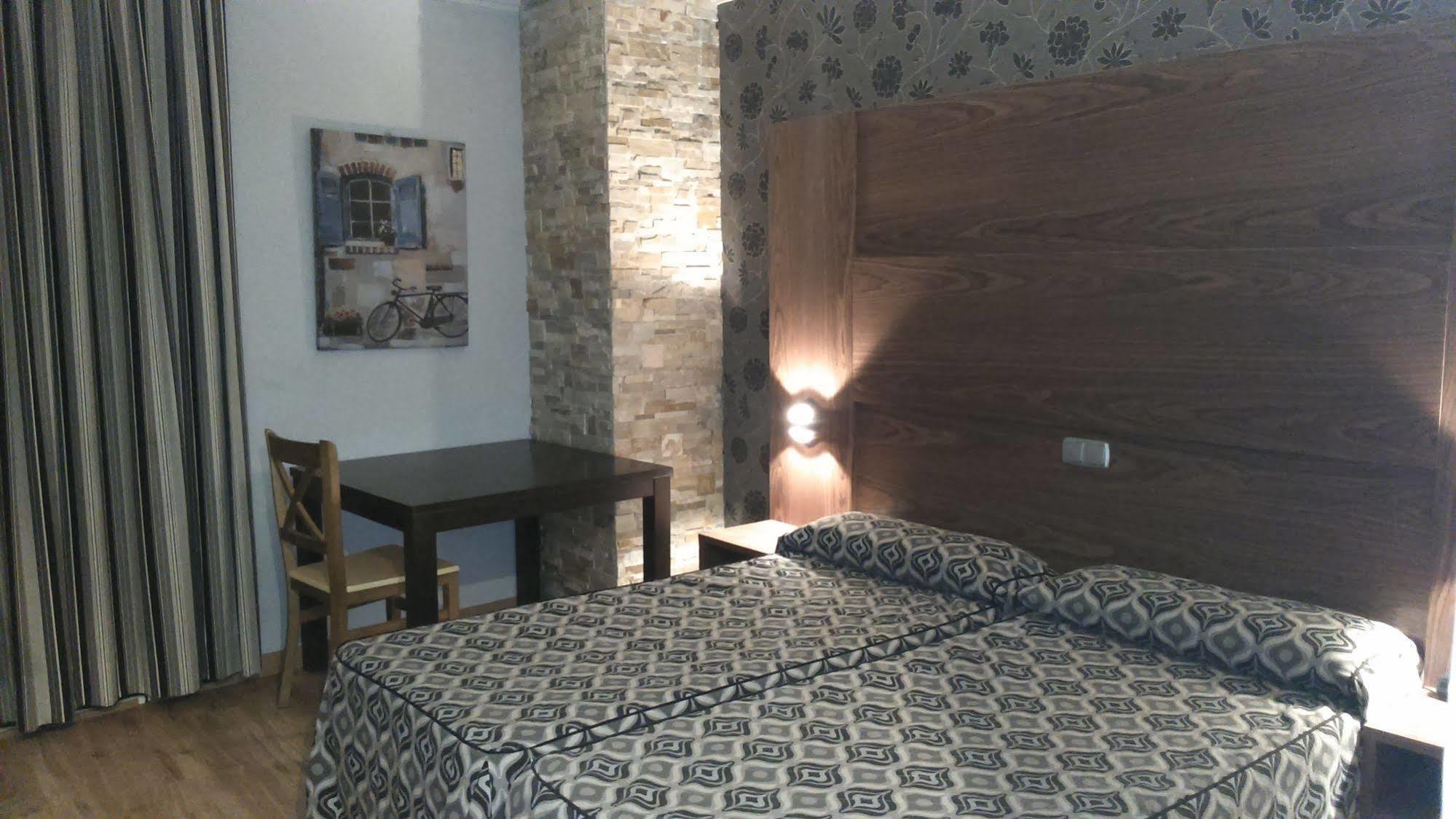 Hotel Ideal Villarrobledo Exterior photo